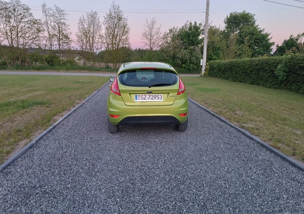 Ford Fiesta cena 22950 przebieg: 169500, rok produkcji 2012 z Staszów małe 497